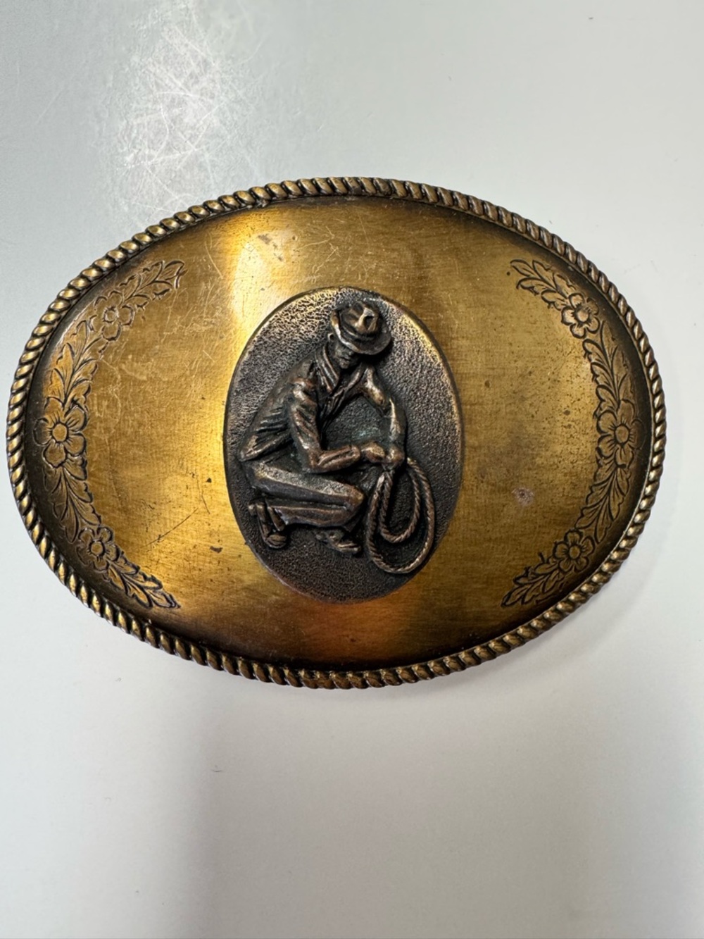 Source Unknown Vintage Western Cowboy Rope Brass-Tone Belt Buckle